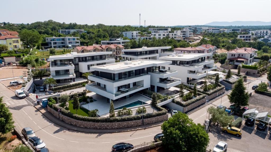 Hadrie Luxury Resort And Villas Azimut Malinska Luaran gambar